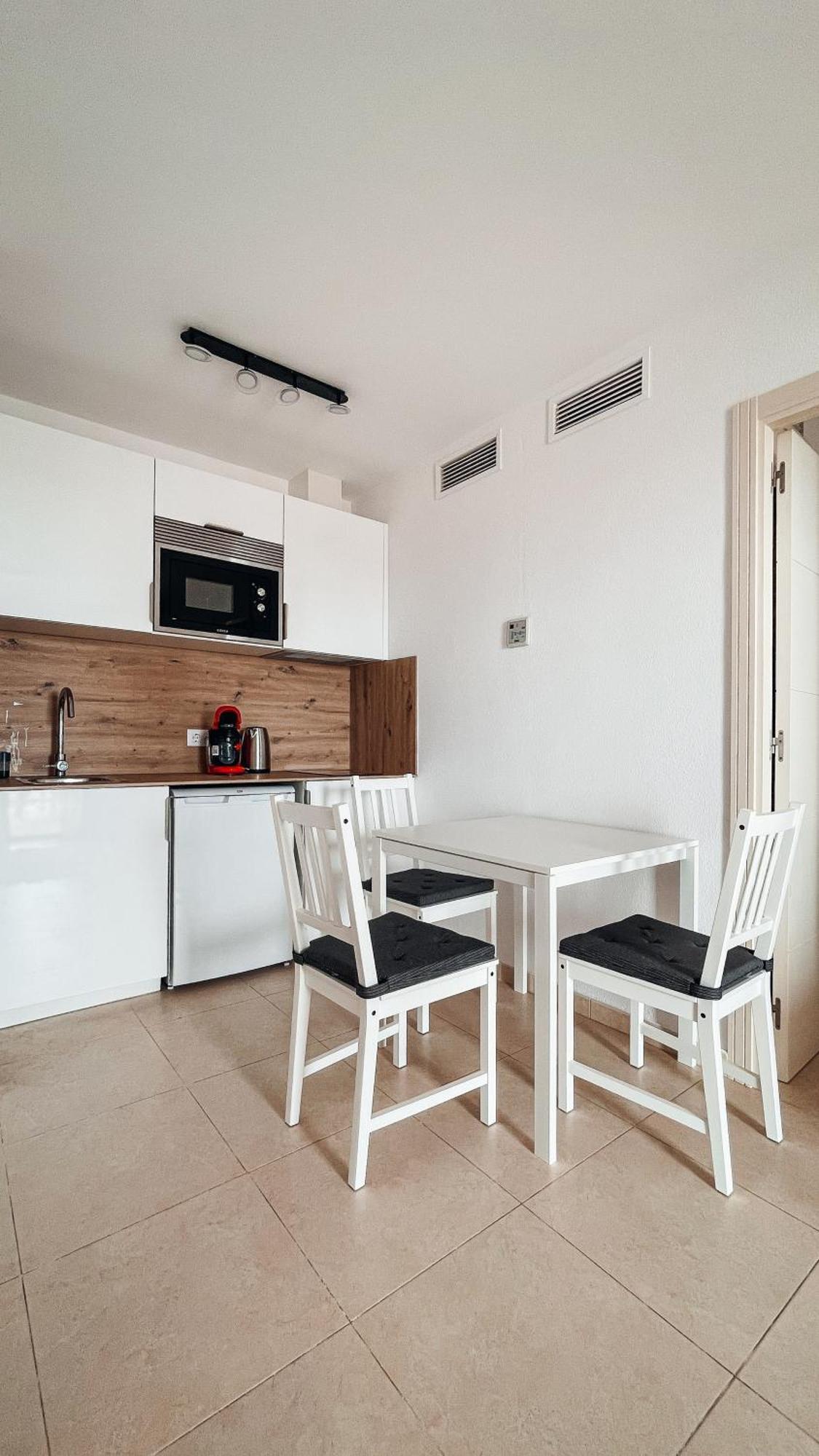 Apartamentos Wayteko Кальпе Экстерьер фото